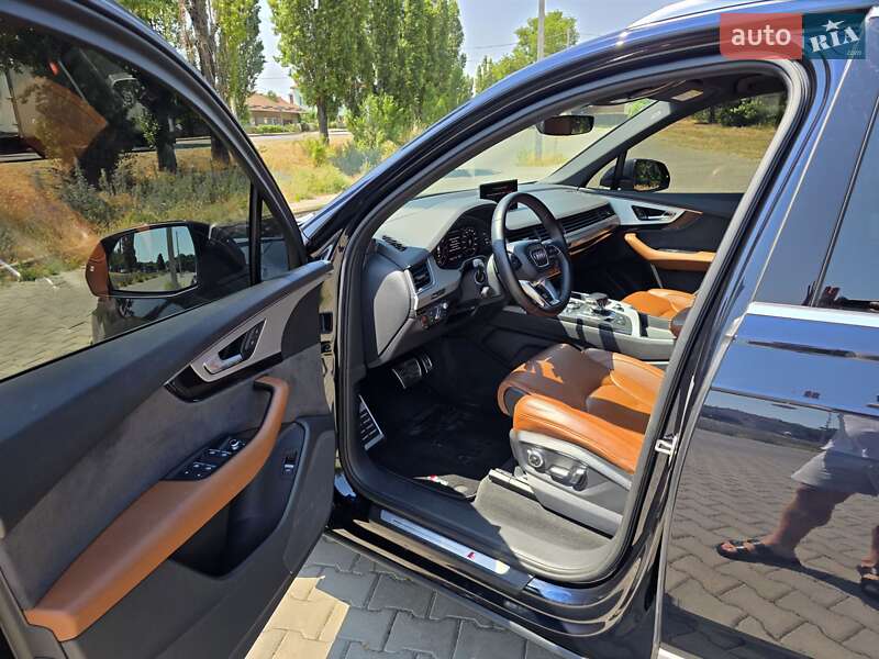 Внедорожник / Кроссовер Audi Q7 2016 в Одессе