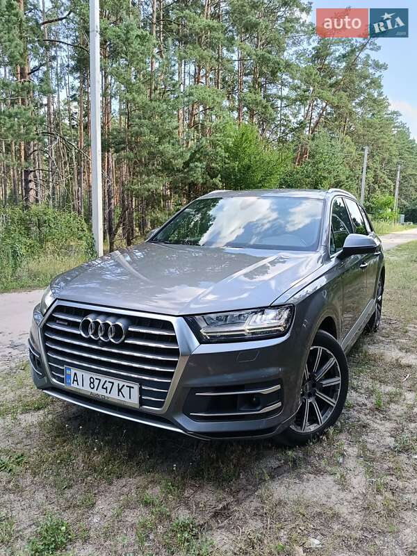 Внедорожник / Кроссовер Audi Q7 2016 в Буче