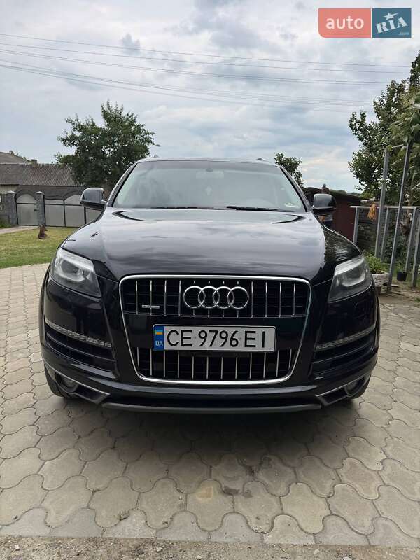 Внедорожник / Кроссовер Audi Q7 2012 в 