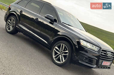 Позашляховик / Кросовер Audi Q7 2016 в 