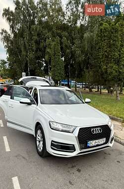 Внедорожник / Кроссовер Audi Q7 2019 в 