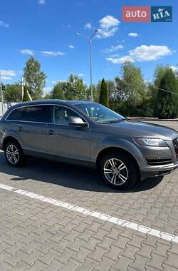 Внедорожник / Кроссовер Audi Q7 2014 в 