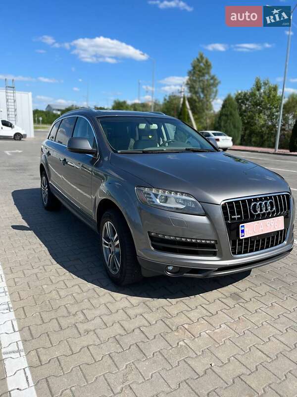 Внедорожник / Кроссовер Audi Q7 2014 в Житомире