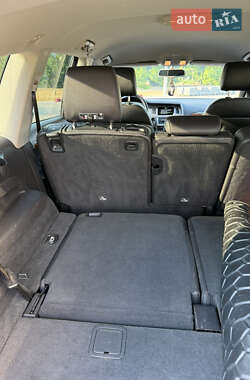 Позашляховик / Кросовер Audi Q7 2013 в 