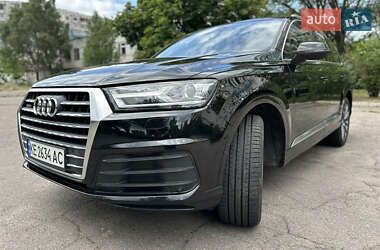 Внедорожник / Кроссовер Audi Q7 2018 в 