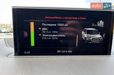 Позашляховик / Кросовер Audi Q7 2018 в 