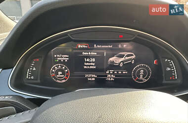 Позашляховик / Кросовер Audi Q7 2017 в 