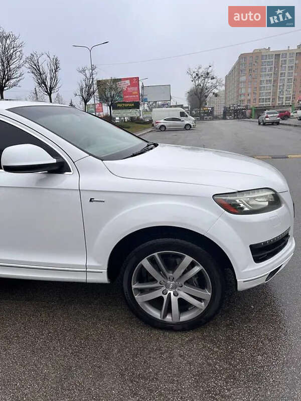 Внедорожник / Кроссовер Audi Q7 2015 в Львове