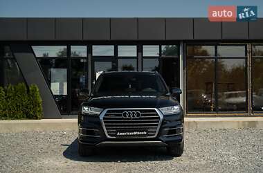 Позашляховик / Кросовер Audi Q7 2017 в 