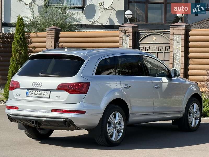 Внедорожник / Кроссовер Audi Q7 2011 в Киеве
