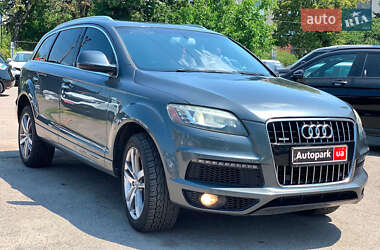 Внедорожник / Кроссовер Audi Q7 2012 в 