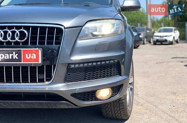 Внедорожник / Кроссовер Audi Q7 2012 в 