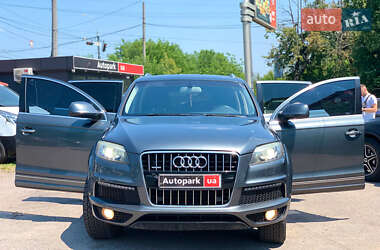 Внедорожник / Кроссовер Audi Q7 2012 в 