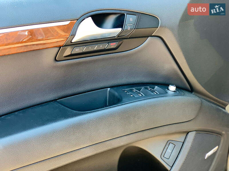 Внедорожник / Кроссовер Audi Q7 2012 в Виннице