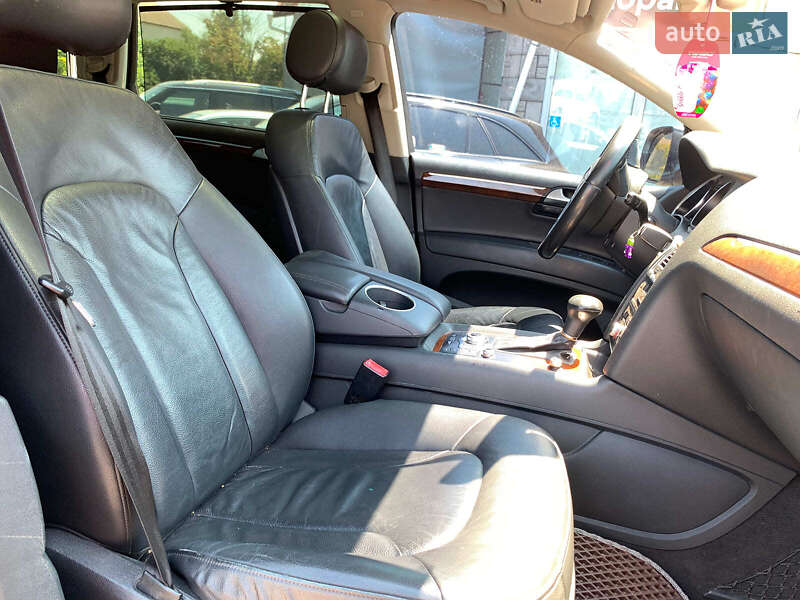 Внедорожник / Кроссовер Audi Q7 2012 в Виннице