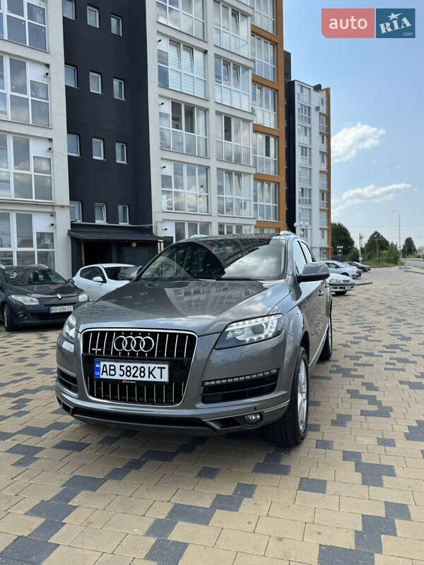 Позашляховик / Кросовер Audi Q7 2014 в Вінниці