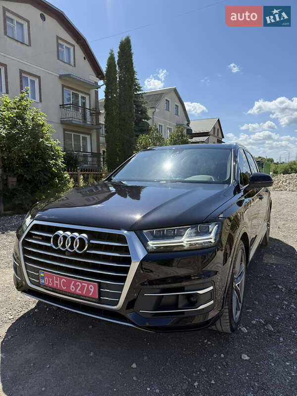 Внедорожник / Кроссовер Audi Q7 2017 в Тернополе