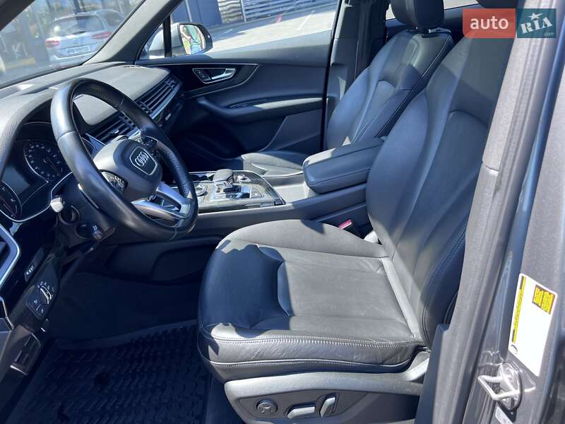 Позашляховик / Кросовер Audi Q7 2017 в Вінниці