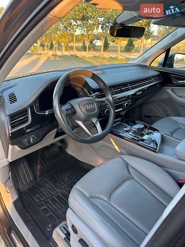 Внедорожник / Кроссовер Audi Q7 2019 в Одессе