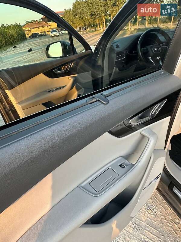 Внедорожник / Кроссовер Audi Q7 2019 в Одессе