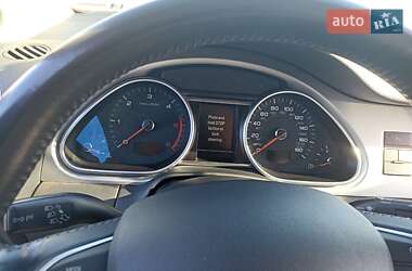 Внедорожник / Кроссовер Audi Q7 2015 в 