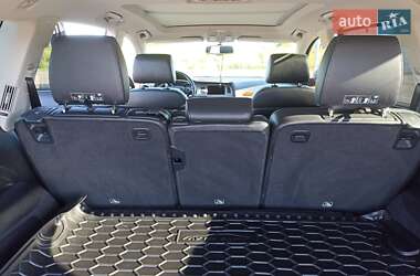 Внедорожник / Кроссовер Audi Q7 2015 в 