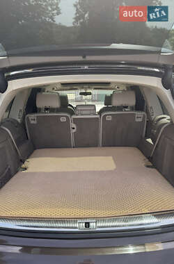 Внедорожник / Кроссовер Audi Q7 2011 в 