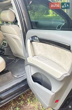 Позашляховик / Кросовер Audi Q7 2007 в 