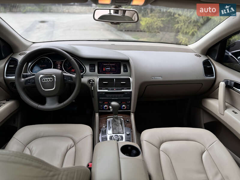 Позашляховик / Кросовер Audi Q7 2007 в Тернополі