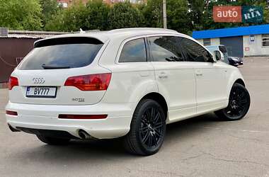 Позашляховик / Кросовер Audi Q7 2008 в 