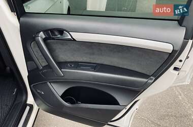 Позашляховик / Кросовер Audi Q7 2008 в 