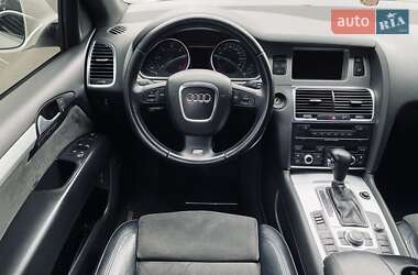 Позашляховик / Кросовер Audi Q7 2008 в 