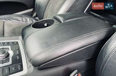 Позашляховик / Кросовер Audi Q7 2008 в 