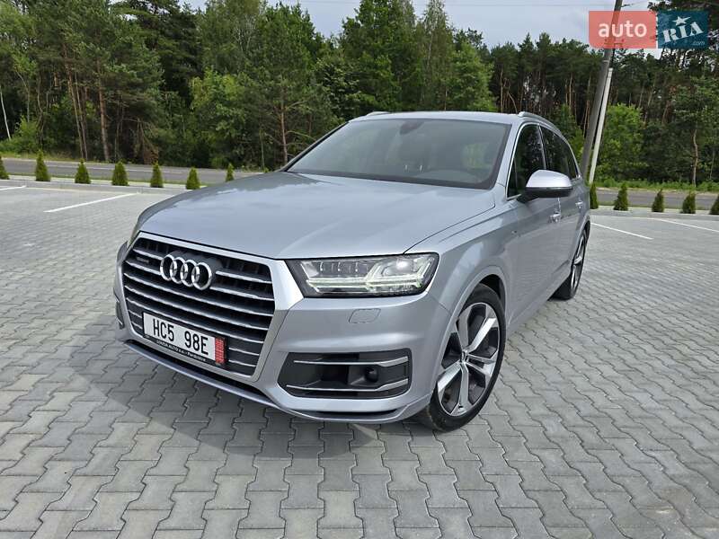 Позашляховик / Кросовер Audi Q7 2018 в Ковелі