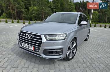 Внедорожник / Кроссовер Audi Q7 2018 в 