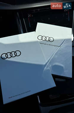 Внедорожник / Кроссовер Audi Q7 2022 в 