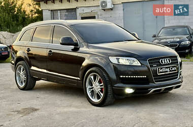 Позашляховик / Кросовер Audi Q7 2006 в 