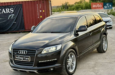 Позашляховик / Кросовер Audi Q7 2006 в 