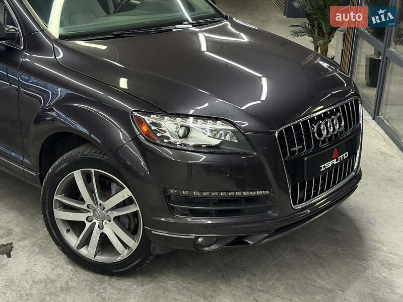 Позашляховик / Кросовер Audi Q7 2012 в Одесі