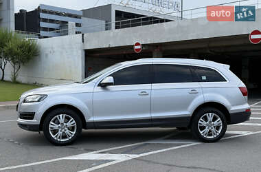 Внедорожник / Кроссовер Audi Q7 2014 в 
