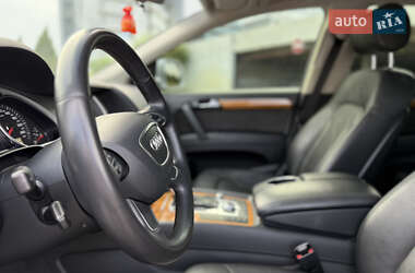 Внедорожник / Кроссовер Audi Q7 2014 в 