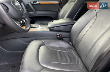 Внедорожник / Кроссовер Audi Q7 2014 в 