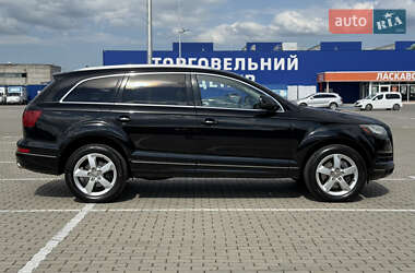 Позашляховик / Кросовер Audi Q7 2014 в 