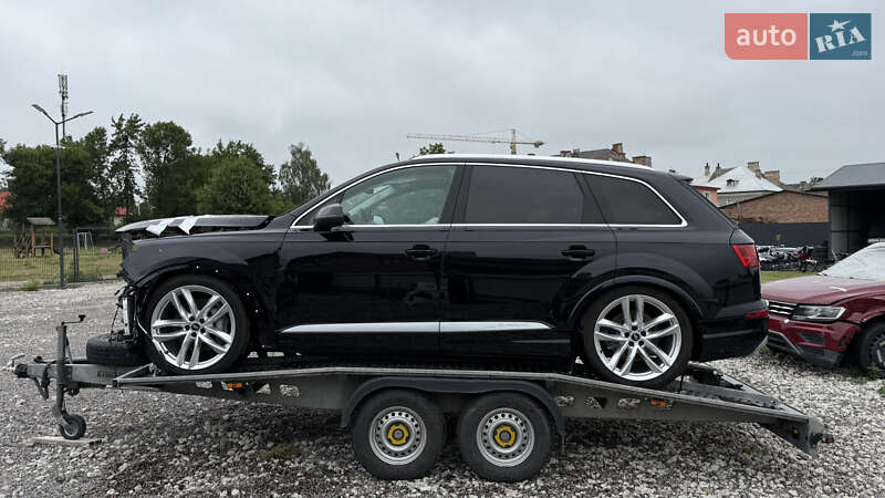 Позашляховик / Кросовер Audi Q7 2018 в Яворові