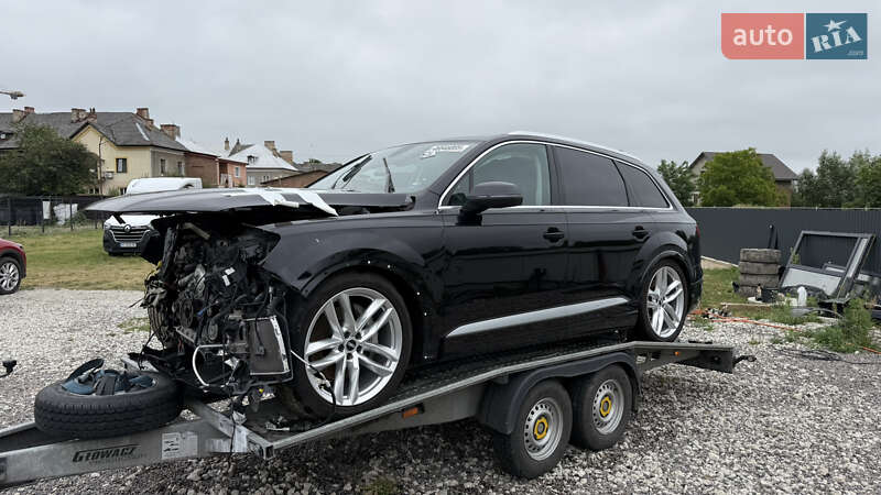 Позашляховик / Кросовер Audi Q7 2018 в Яворові