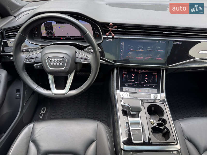 Внедорожник / Кроссовер Audi Q7 2020 в Киеве