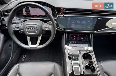Позашляховик / Кросовер Audi Q7 2020 в 