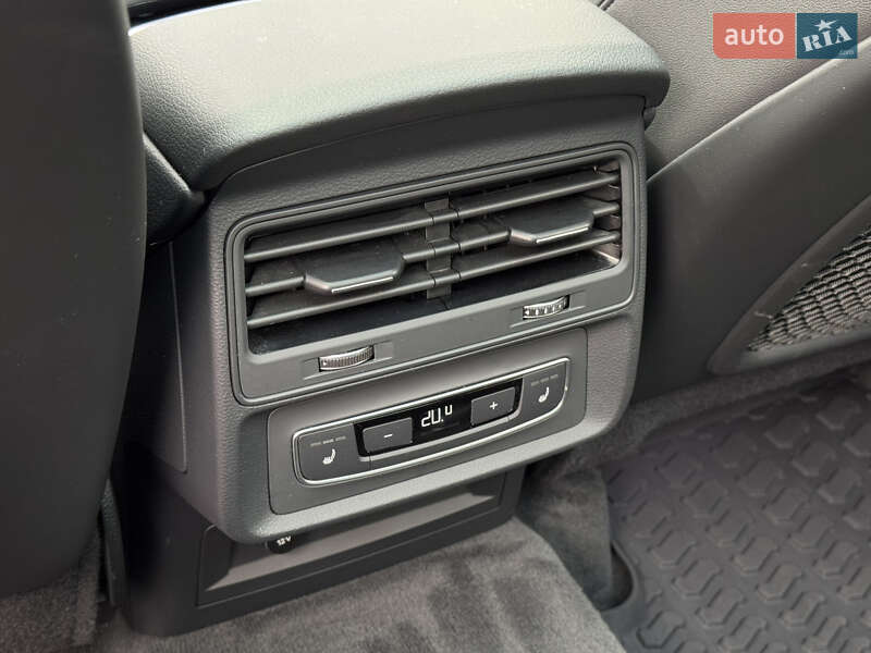 Внедорожник / Кроссовер Audi Q7 2020 в Киеве