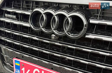 Позашляховик / Кросовер Audi Q7 2017 в 