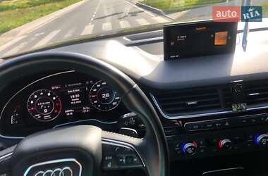 Внедорожник / Кроссовер Audi Q7 2017 в Львове